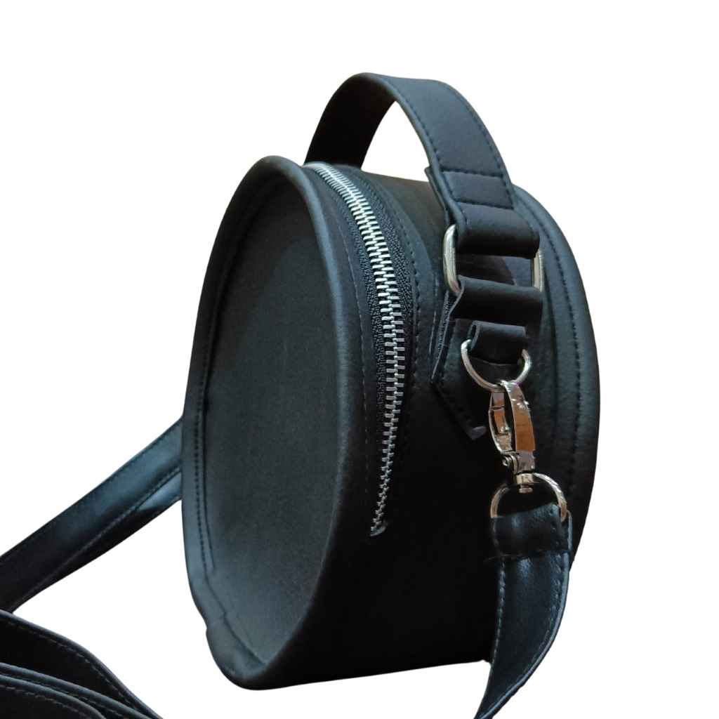 Cross body Bag (Black)